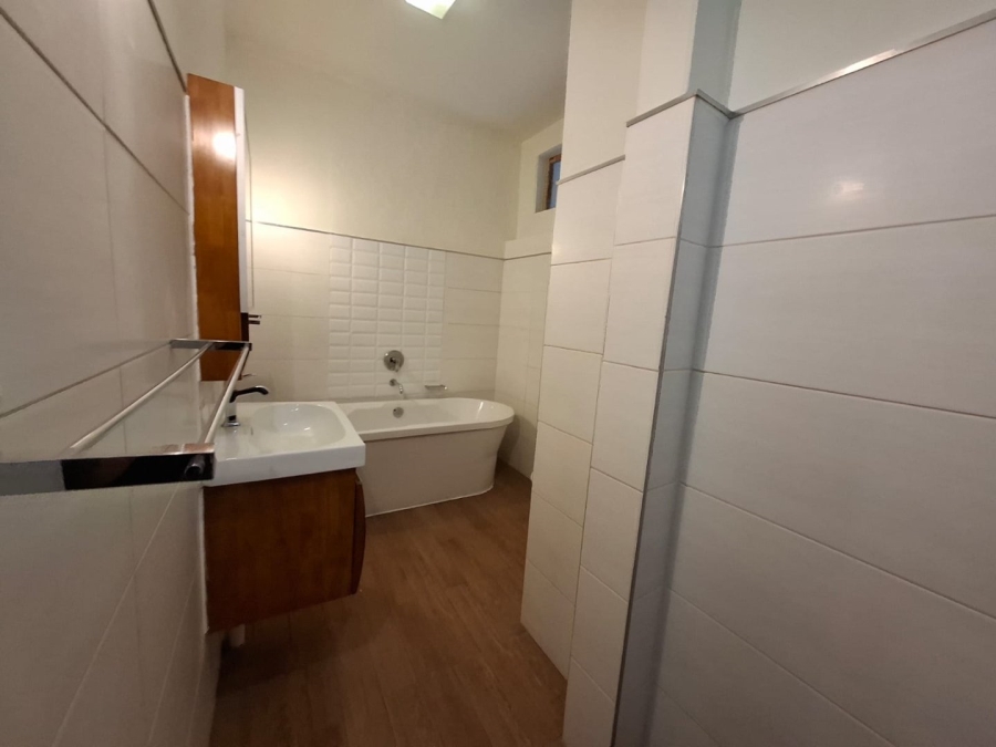 5 Bedroom Property for Sale in Cashan North West